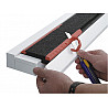 Pull-off device for plasticine