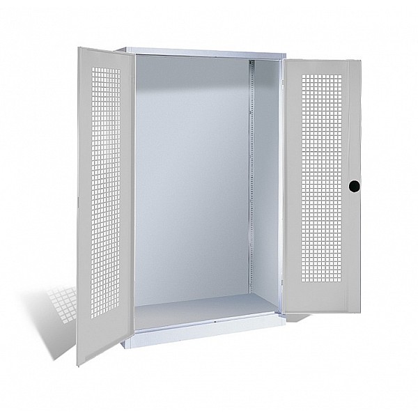 Modular sports equipment cabinet without interior fittings