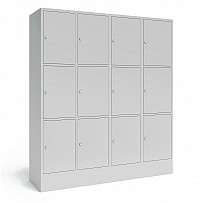 Large-locker, 9 pockets, 3 one above the other